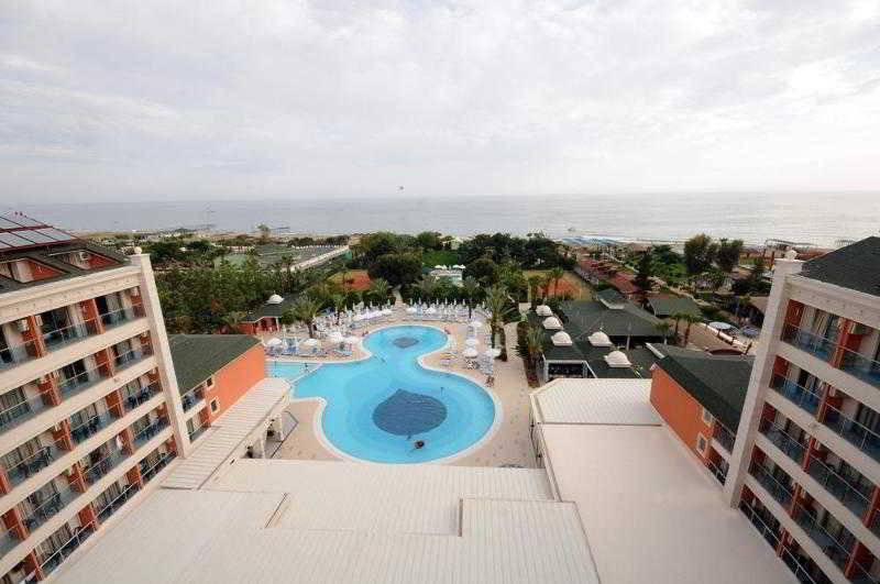 Insula Resort & Spa   All Inclusive