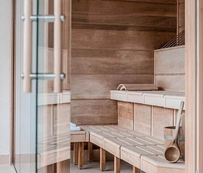 Josl Mountain Lounging Hotel Adults Only!