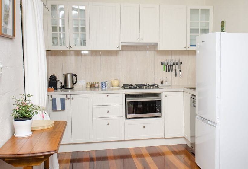 Kidd Street Cottages