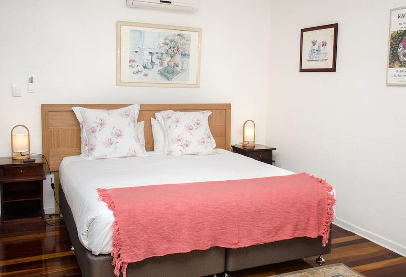 Kidd Street Cottages