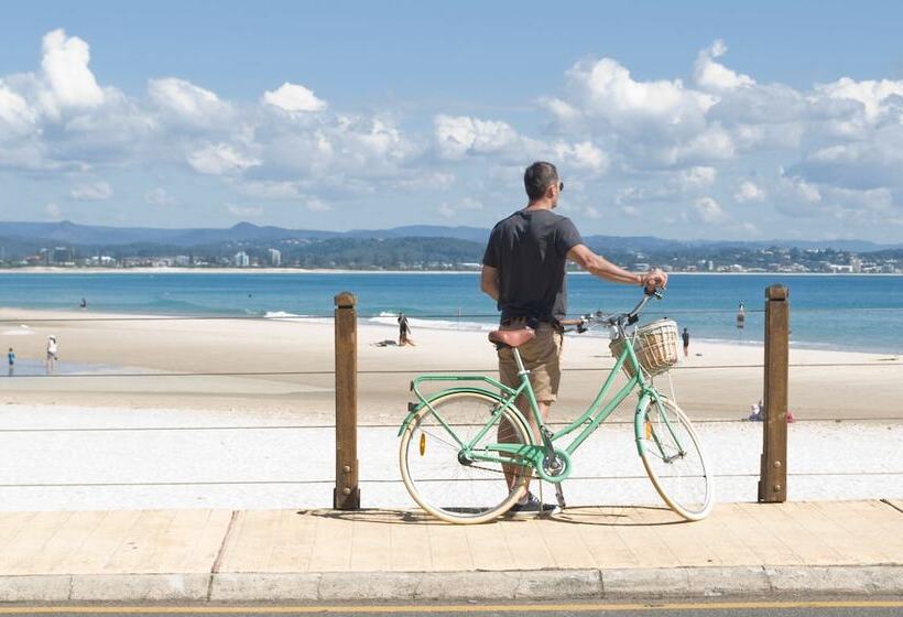 La Costa Beachside Motel