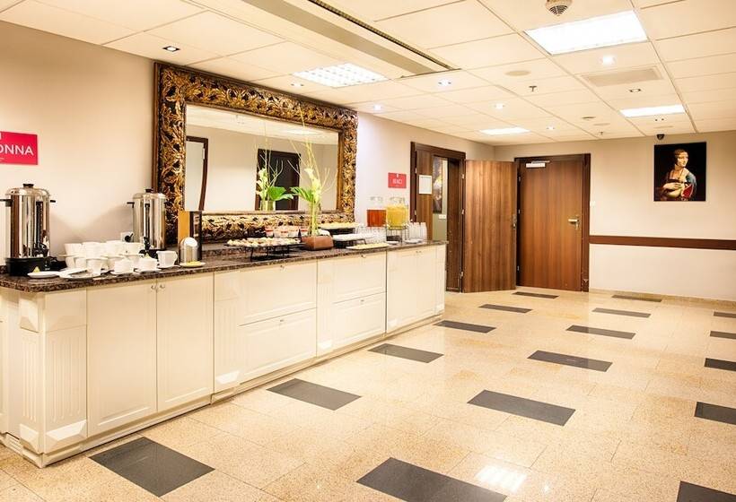 Leonardo Royal Hotel Warsaw