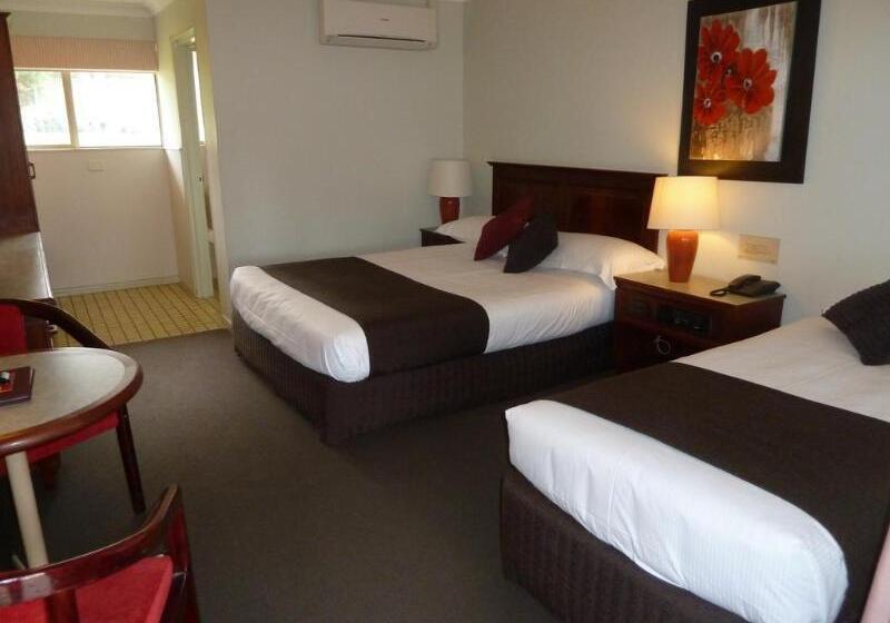 The Aston Motel Tamworth