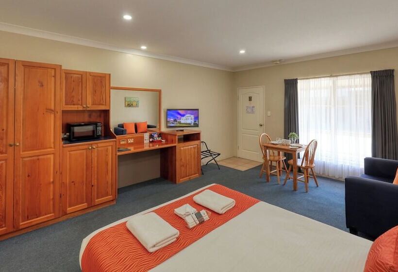 مُتل Breakout Motor Inn