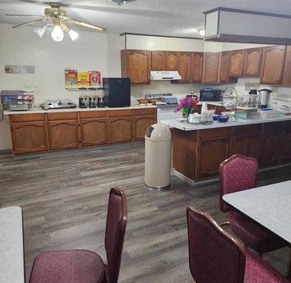 מוטל Family Budget Inn Bethany