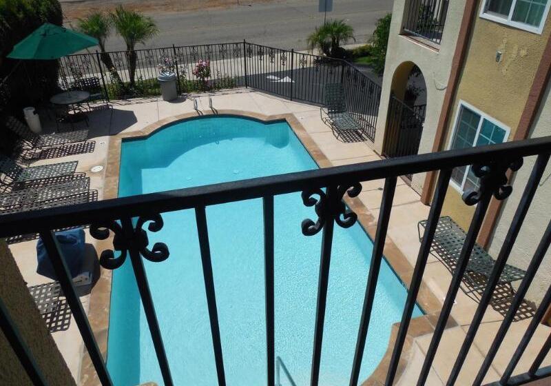 Motel Mediteran Escondido