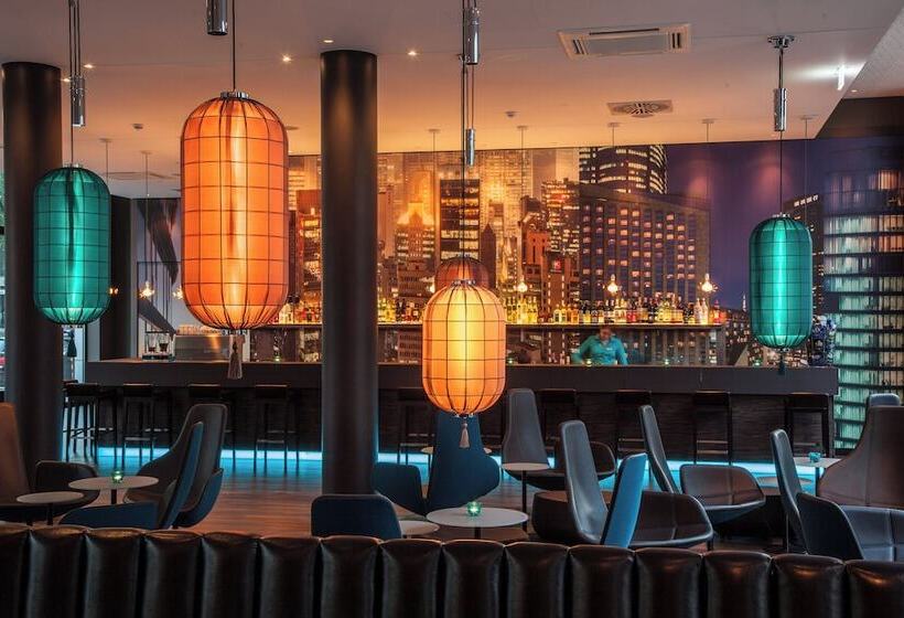 Motel One Düsseldorf Hauptbahnhof