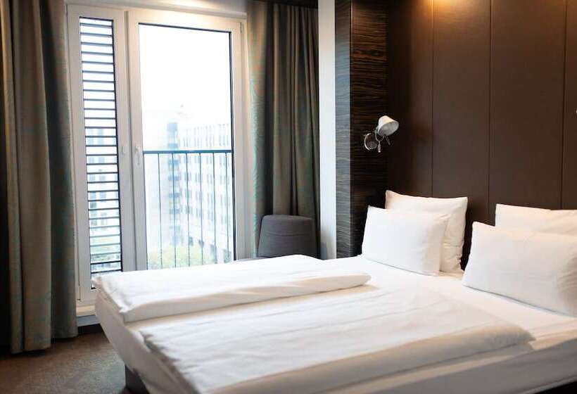 Motel One Düsseldorf Hauptbahnhof