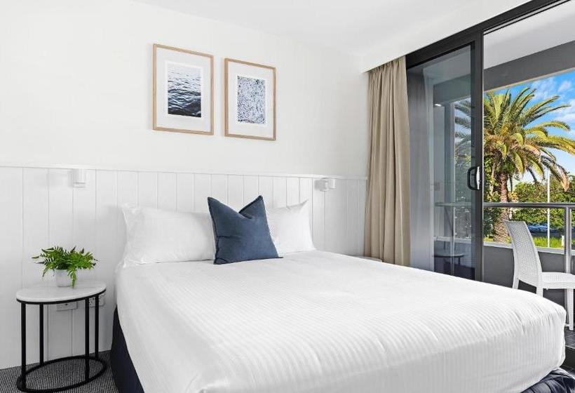 فندق على الطريق The Mid Pacific