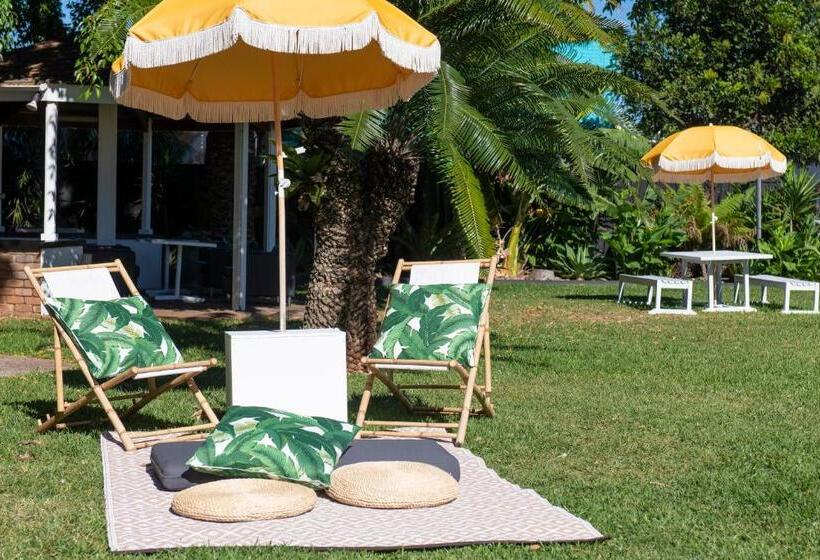 فندق على الطريق The Mid Pacific