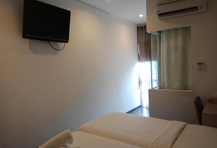 Отель O Boutique Suites