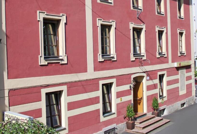 Pension Stoi Budget Guesthouse