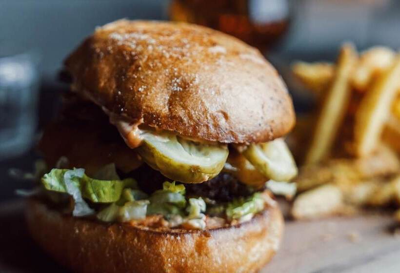 Quality Hotel Strawberry Arena