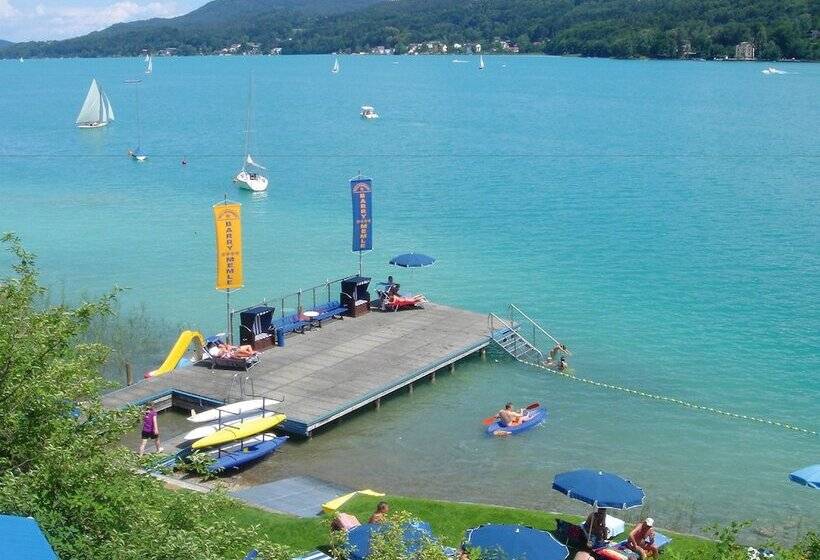 אתר נופש Barry Memle Directly At The Lake