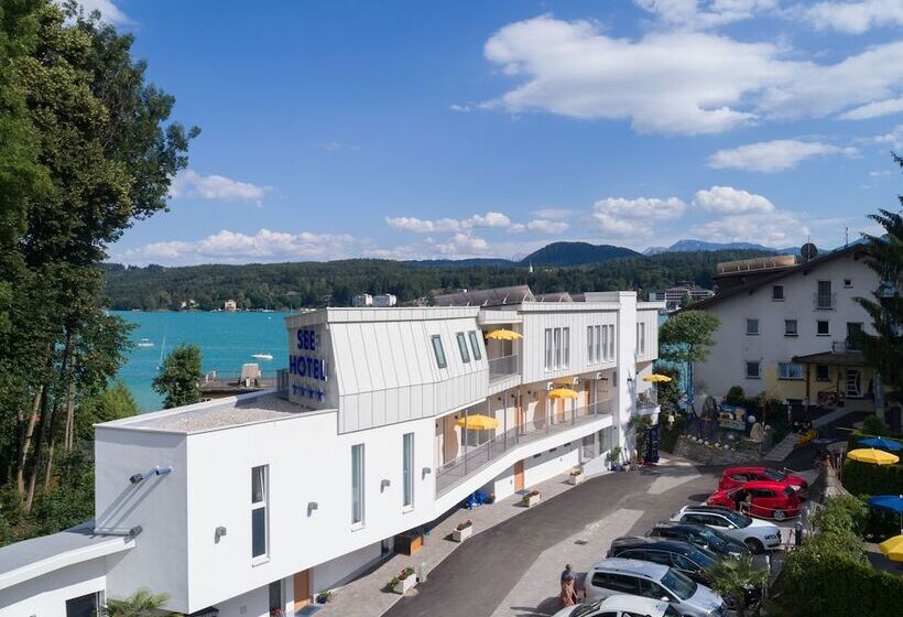 استراحتگاه Barry Memle Directly At The Lake