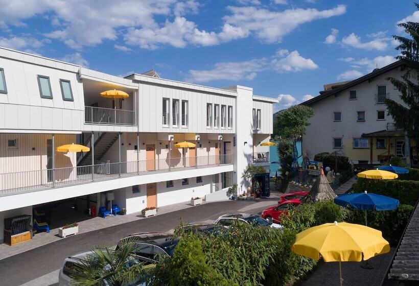 渡假胜地  Barry Memle Directly At The Lake