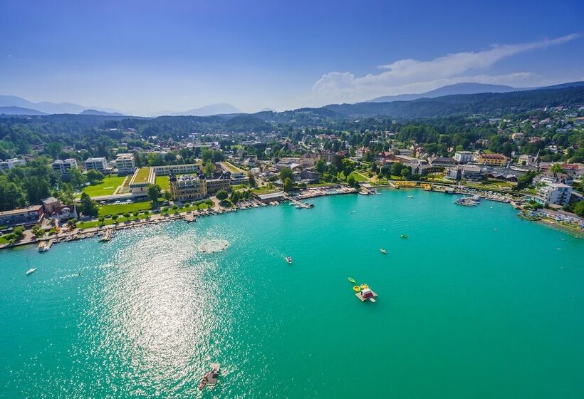 渡假胜地  Barry Memle Directly At The Lake
