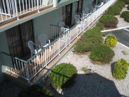 리조트 The Diplomat Beach Club Suites