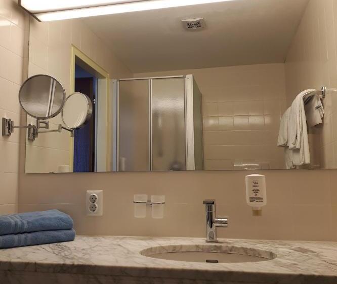 אתר נופש Marco Polo Alpina Familien  & Sport