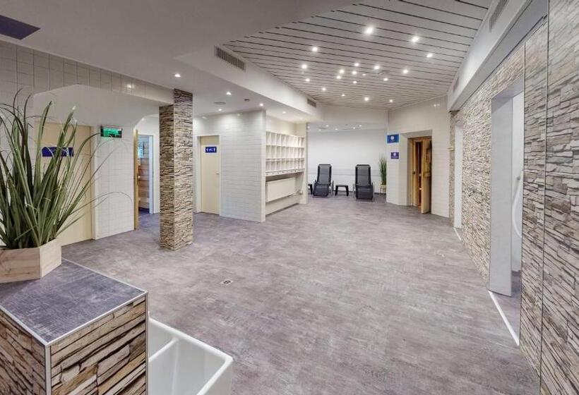 אתר נופש Marco Polo Alpina Familien  & Sport