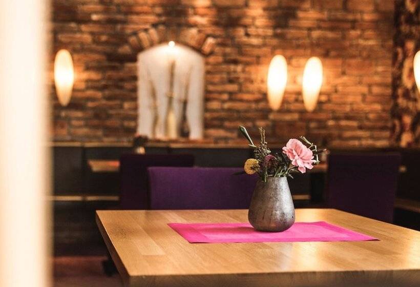 リゾートホテル Ritzenhof   4 Sterne Superior Hotel & Spa Am See