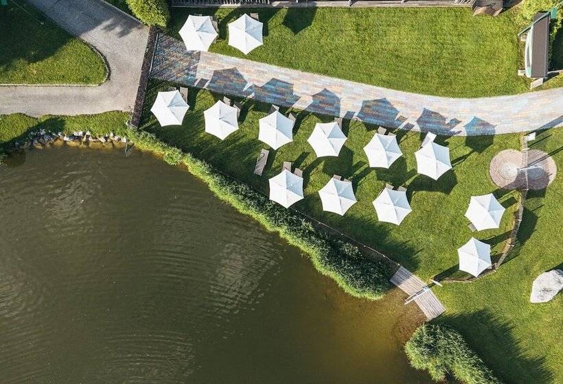 אתר נופש Ritzenhof   4 Sterne Superior Hotel & Spa Am See