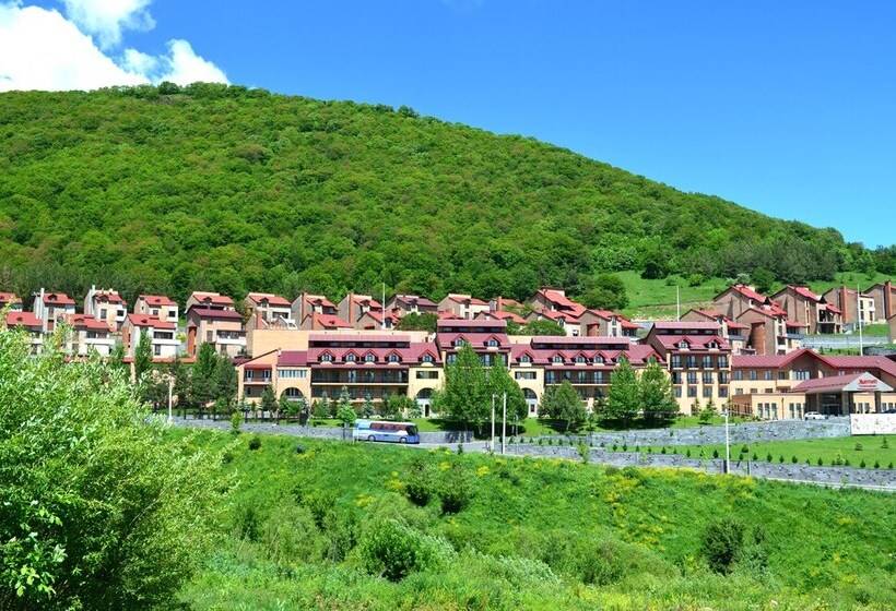 منتجع Tsaghkadzor Marriott
