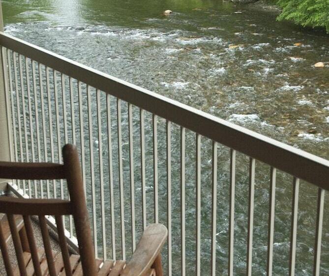 Rivers Edge Motel