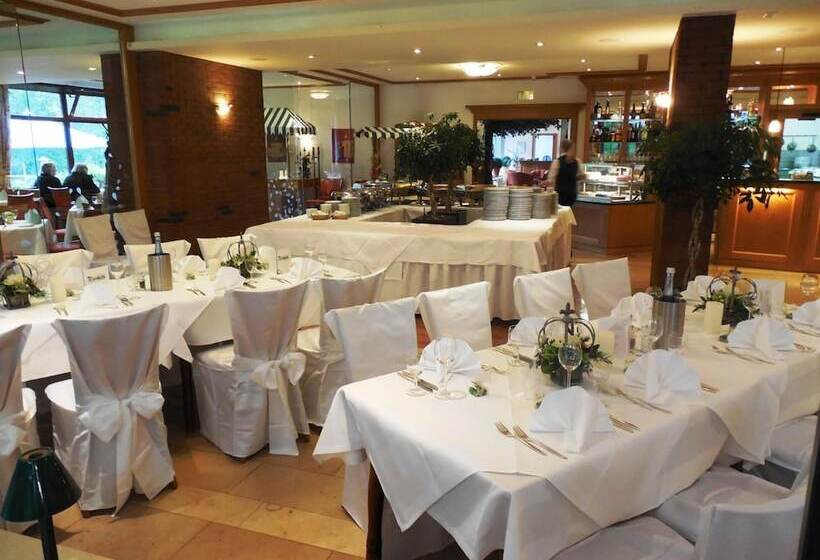 Wald Café Hotel Restaurant