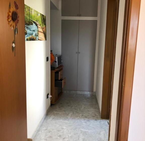 צימר Camera Dell  Antico Arco Romano