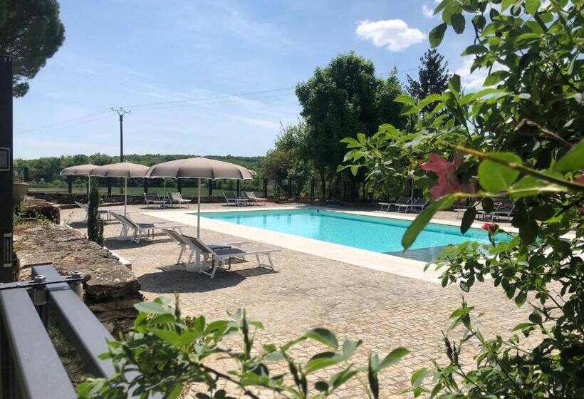 مبيت وإفطار Domaine De Monplaisir