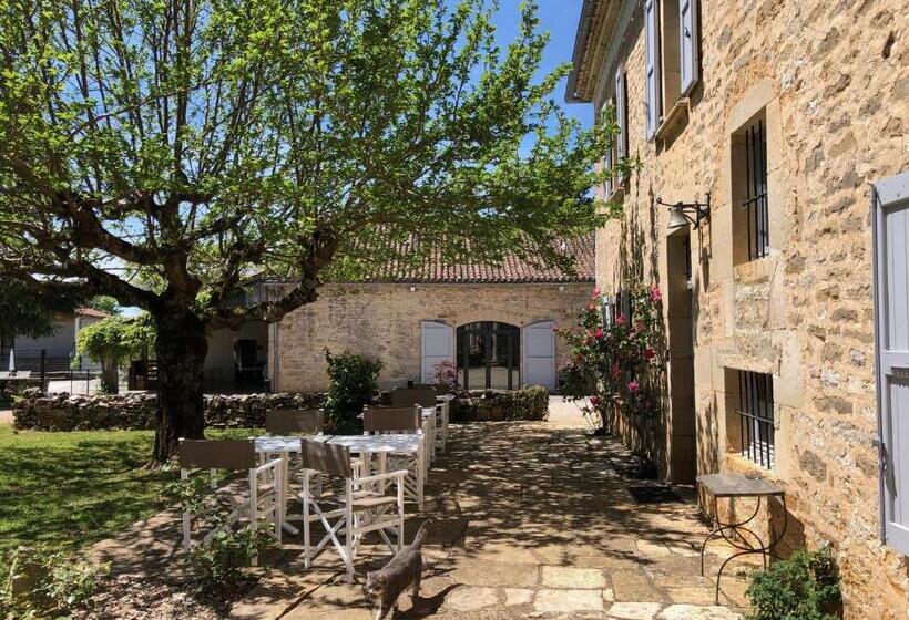 مبيت وإفطار Domaine De Monplaisir