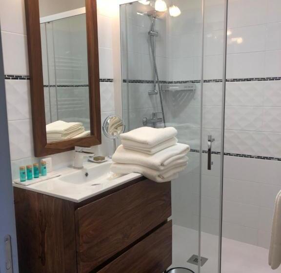 مبيت وإفطار Domaine De Monplaisir