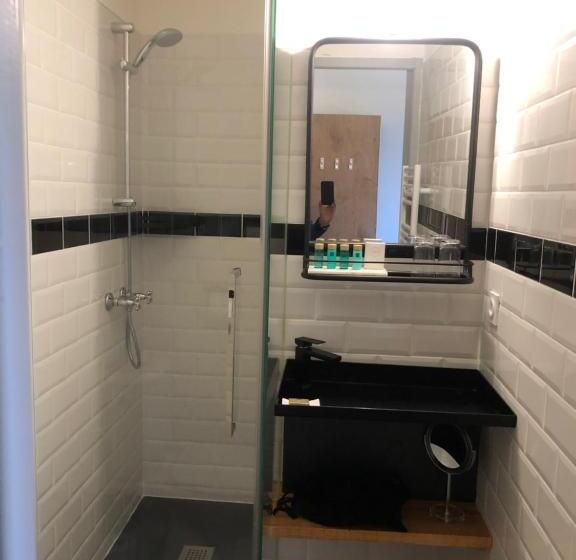 مبيت وإفطار Domaine De Monplaisir