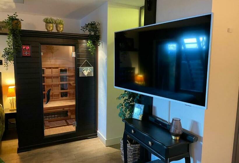 تختخواب و صبحانه Jungle Stay In A Hidden Paradise