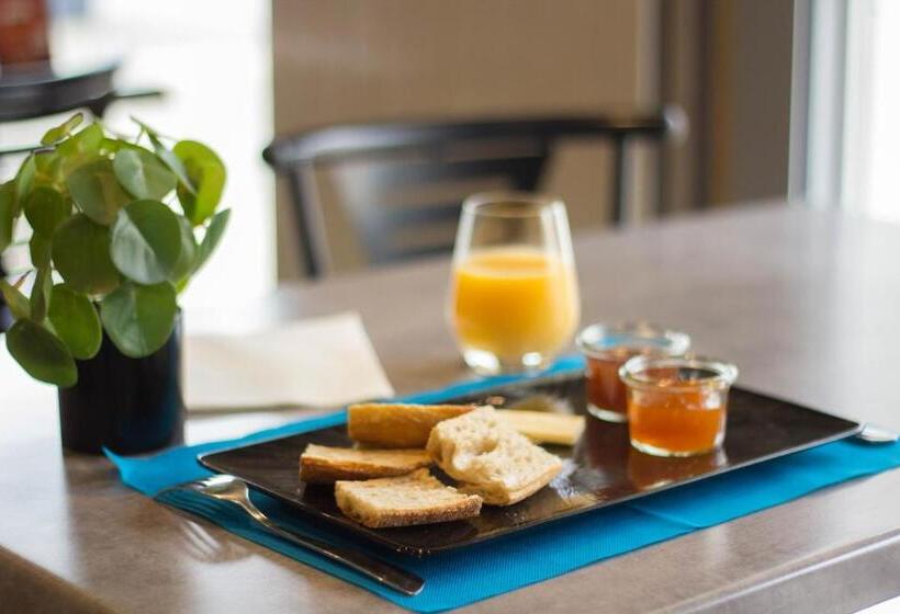 민박 Les Chambres Touristique Juléa