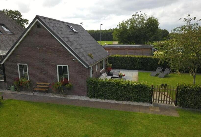 مبيت وإفطار Vakantiehuis Bed En Breakfast In De Tuin