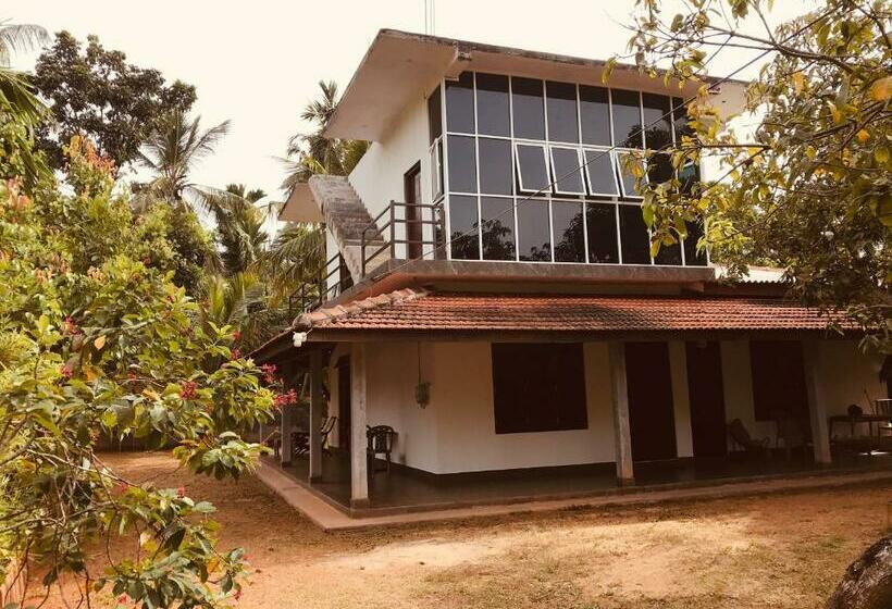 住宿加早餐  Om Yoga Shala Beruwala