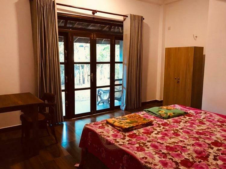 住宿加早餐  Om Yoga Shala Beruwala