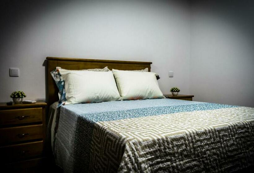 Hostel Encostas Do Douro