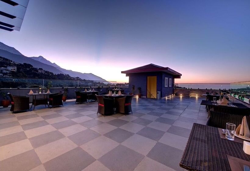 هتل Best Western Plus Revanta Mcleod Ganj