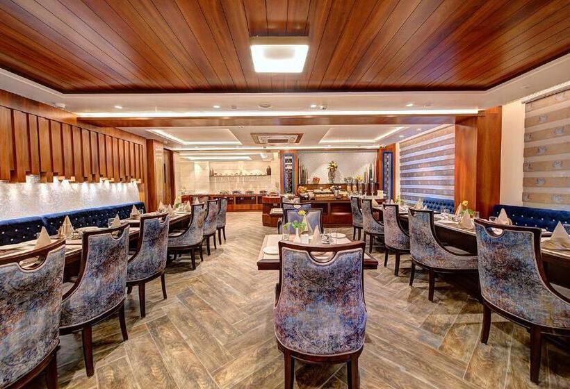 هتل Best Western Plus Revanta Mcleod Ganj