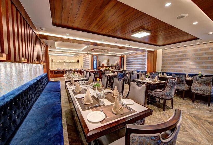 هتل Best Western Plus Revanta Mcleod Ganj