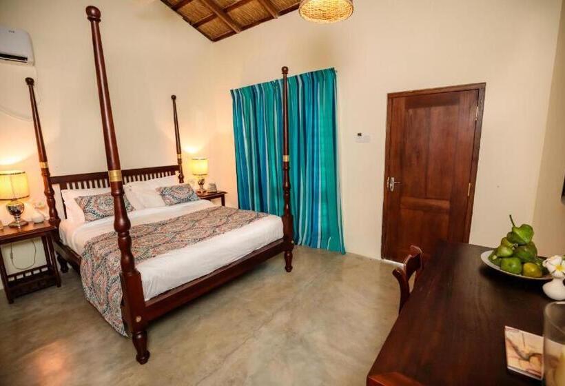 Отель Club Mango Resort