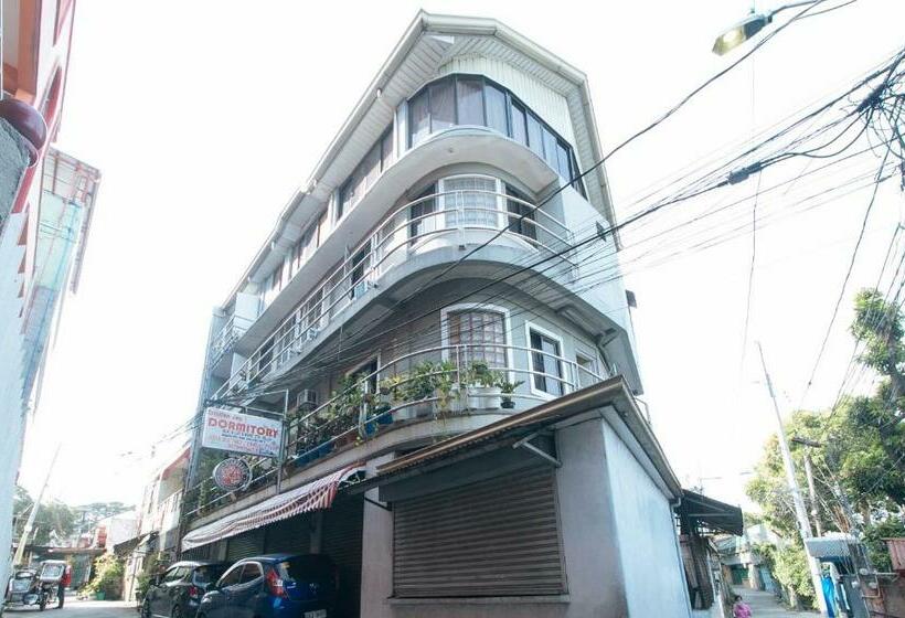 هتل Cristian Jay Dormitory By Reddoorz