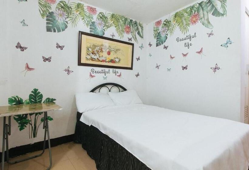 هتل Cristian Jay Dormitory By Reddoorz