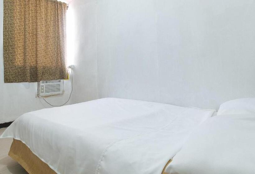 هتل Cristian Jay Dormitory By Reddoorz