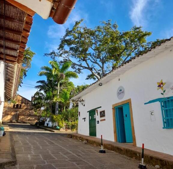 هتل Florré Blossom