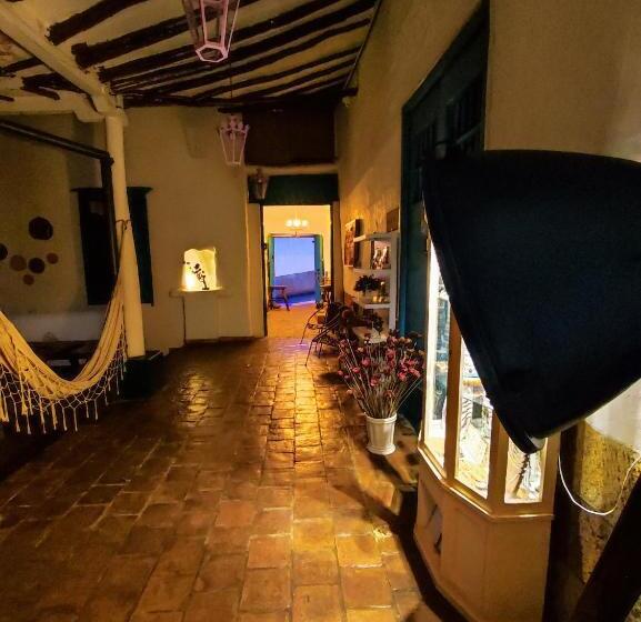 هتل Florré Blossom