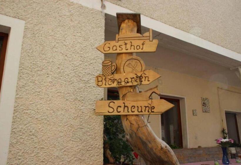 Отель Gasthof Zum Weissen Lamm